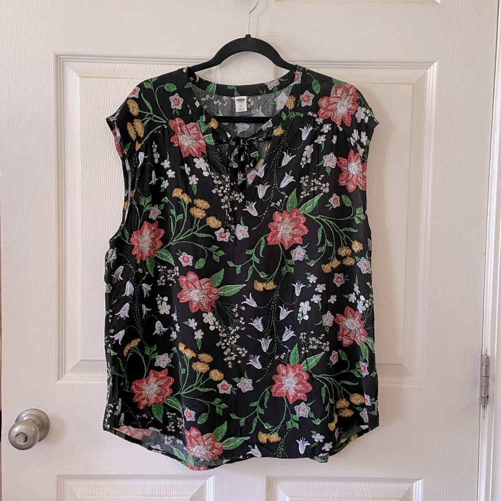 Old Navy Sleeveless Top